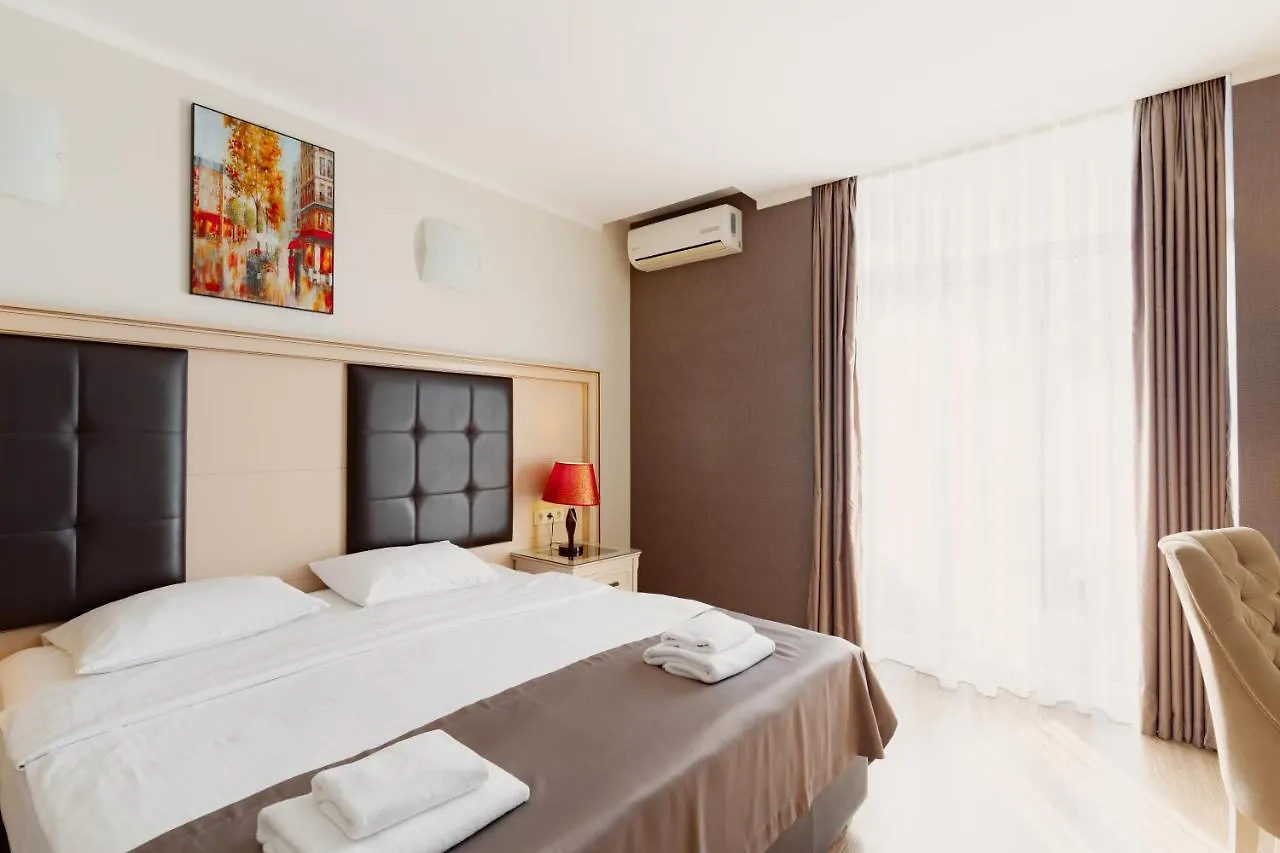 Hotel 19 Batum Gürcistan