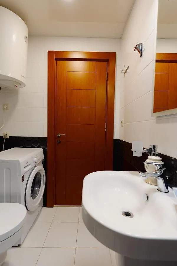 דירה Hotel 19 באטומי גאורגיה