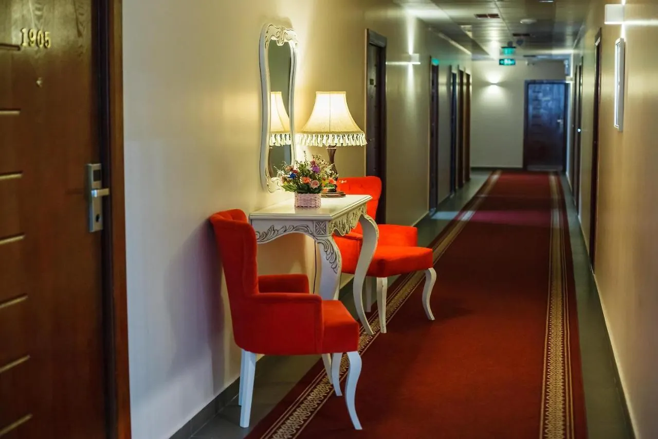 Hotel 19 Batum 0*,  Gürcistan