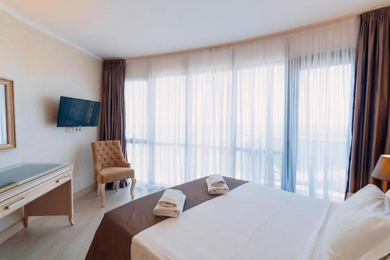 Hotel 19 באטומי