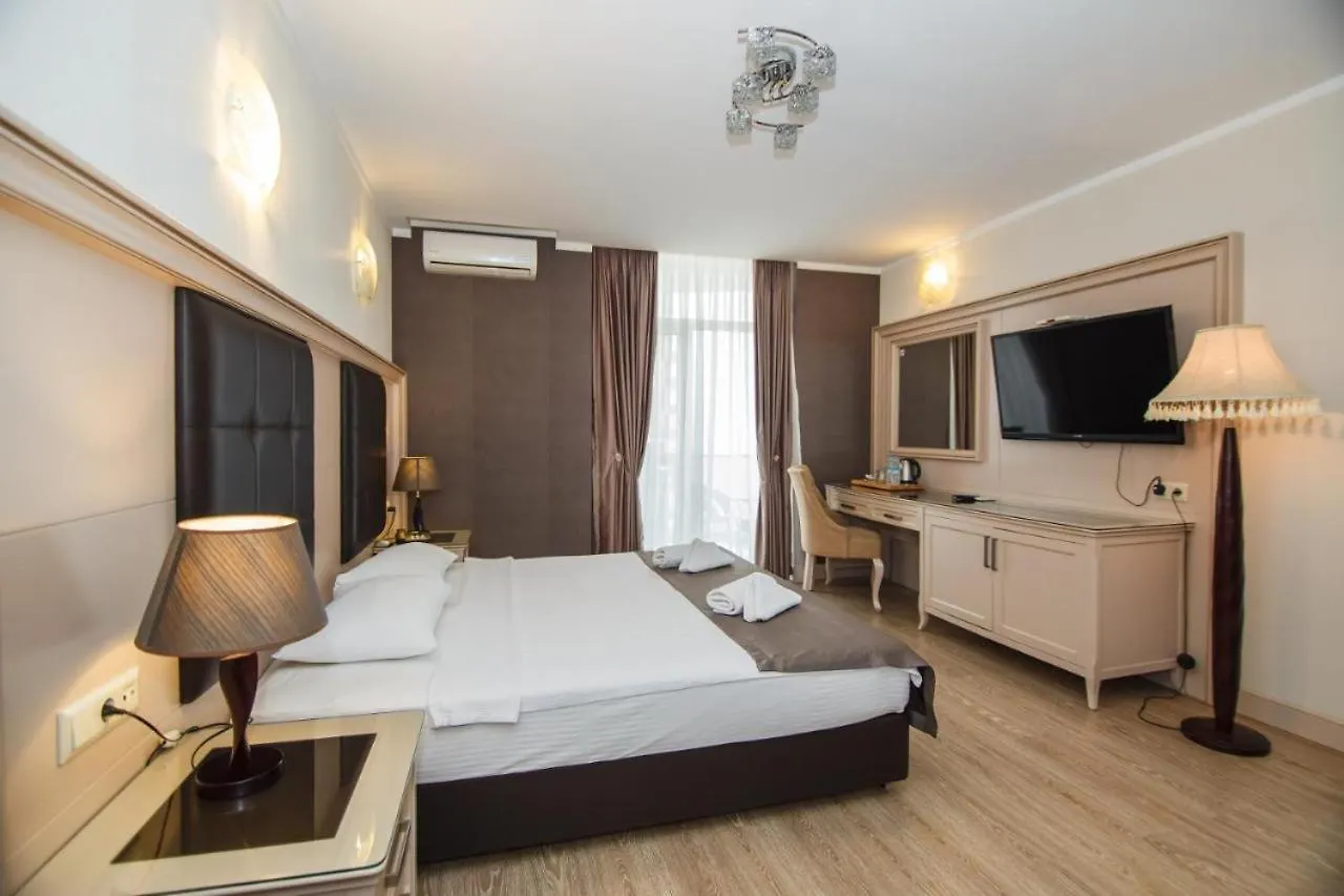 Hotel 19 באטומי